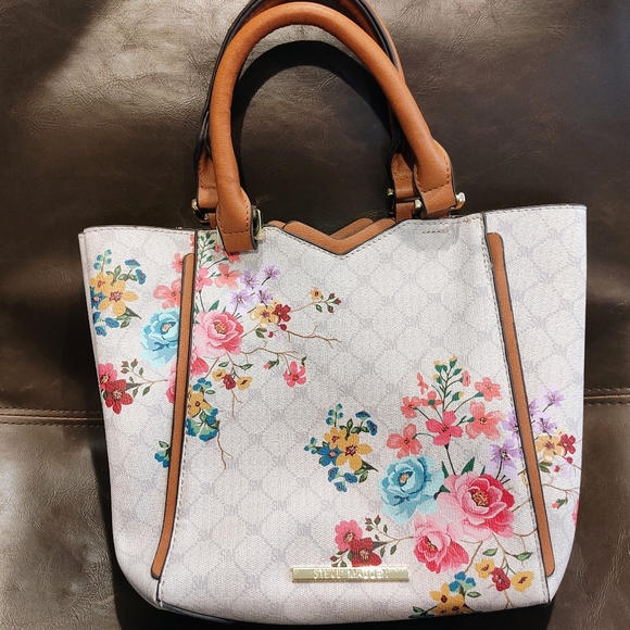 Purse - Picture 3 of 8